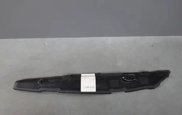 Audi A3 S3 8V Fender end trim 8V0821111C