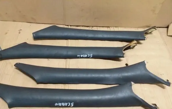 Toyota Celica T180 Other sill/pillar trim element 