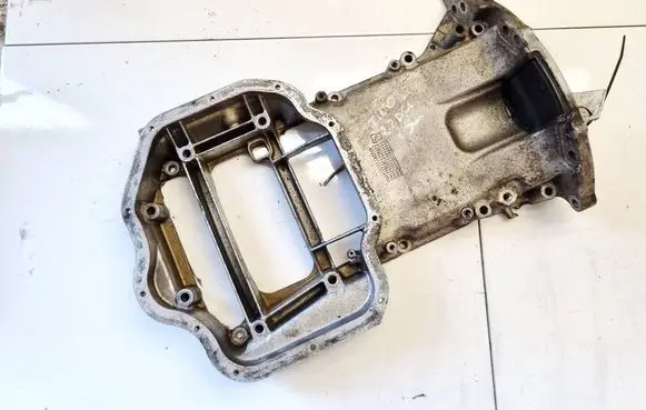 Nissan Almera Tino Oil sump