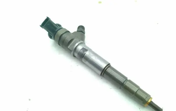 Nissan X-Trail T32 Fuel injector 0445110728 12610174R