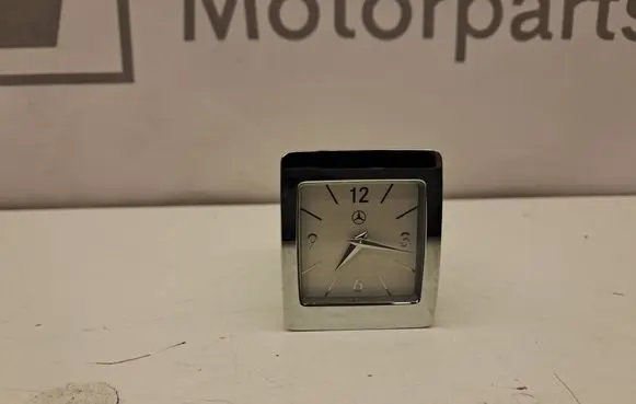 Mercedes-Benz E W212 Clock A2188270000