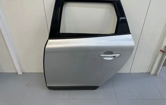 Volvo XC60 Rear door