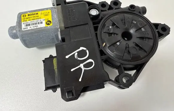 KIA Ceed Front door window regulator motor F00S1W2273 82460J7010