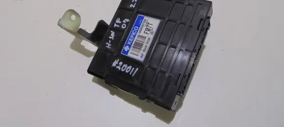 Hyundai Santa Fe Gearbox control unit/module 954403A390 THC459F1