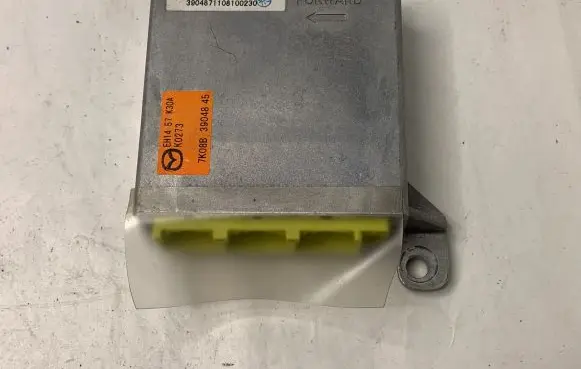 Mazda CX-7 Airbag control unit/module EH1457K30A 7K08B3904845