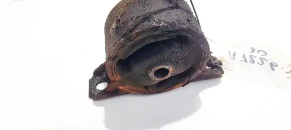 Volvo S40, V40 Engine mount bracket 30857679