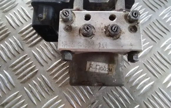 Mazda 626 ABS Pump 4360811 GF7P437A0 0706D0997