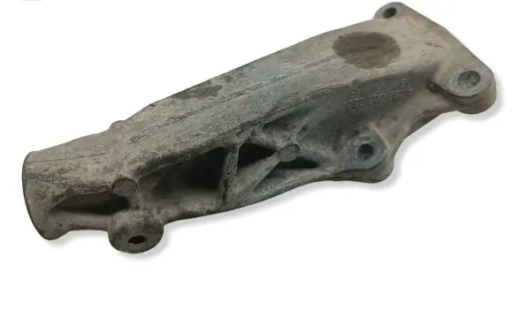 Mercedes-Benz A W168 Engine mounting bracket A1662230304 1662230304