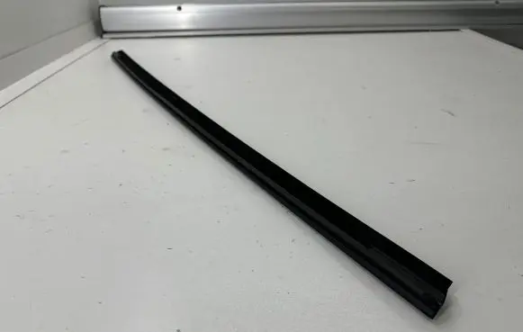 Tesla Model Y Rear door trim (molding) 162117000C