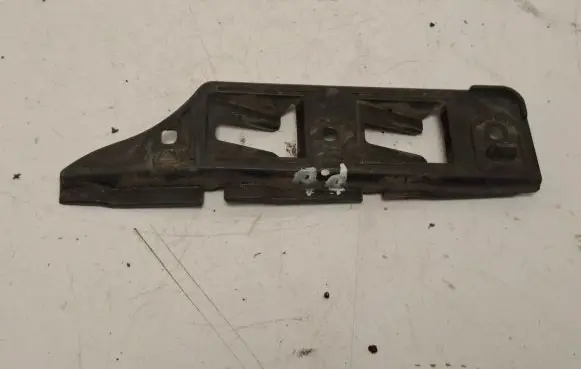 Volkswagen Golf V Front bumper mounting bracket 1K0807184