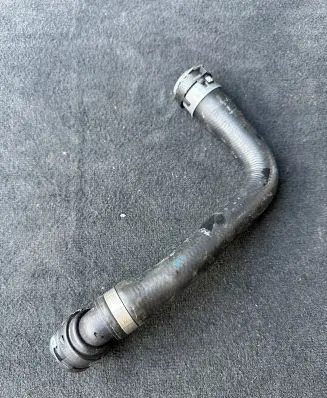 Mercedes-Benz E W213 Engine coolant pipe/hose A2135017700 18566687