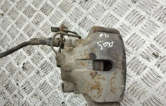 Volkswagen PASSAT B5.5 Front brake caliper