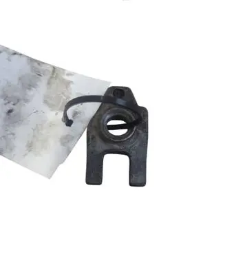 Renault Trafic III (X82) Fuel Injector clamp holder 