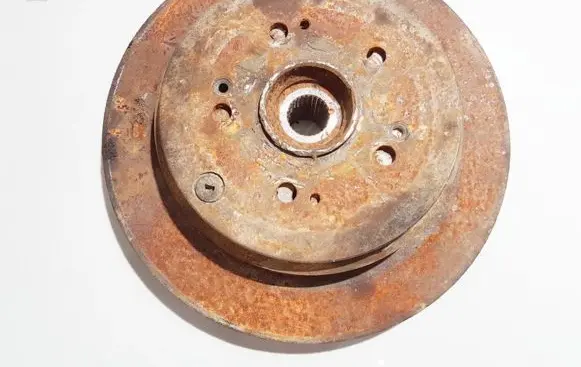 Honda CR-V Rear brake disc neventiliuojamas