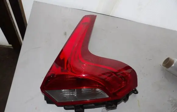 Volvo V40 Rear/tail lights 31283340