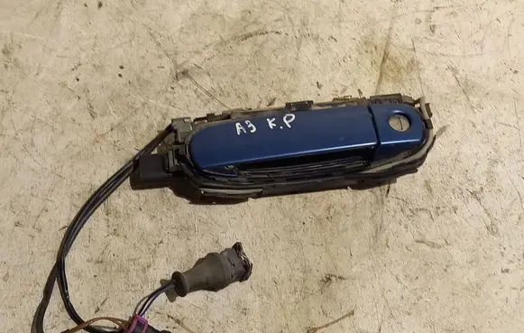Audi A3 S3 8L Front door exterior handle