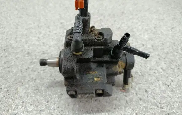 Peugeot 307 Fuel injection high pressure pump 0445010046BOSCH