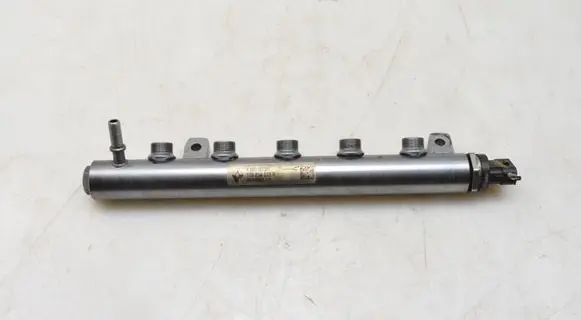 Renault Trafic III (X82) Fuel main line pipe 175214823R