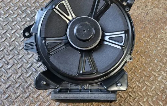 Volvo XC60 Subwoofer speaker 32212620 P32212620