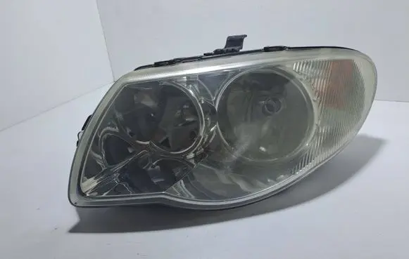 Chrysler Voyager Headlight/headlamp 04857831AB 6240100000 112009