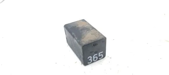 Audi A4 S4 B6 8E 8H Other relay 8D0959257