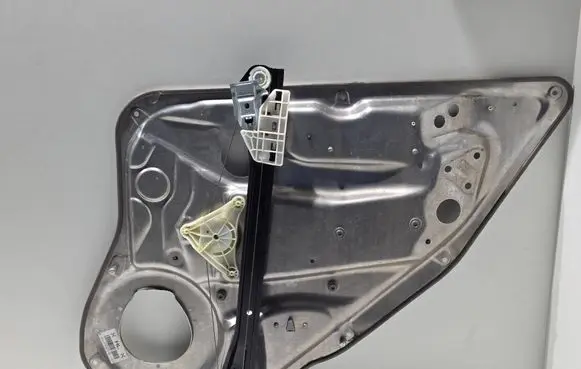 Mercedes-Benz GLK (X204) Rear window lifting mechanism without motor 911786102