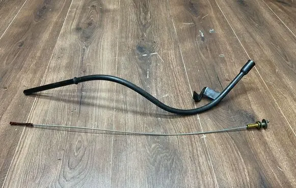 Mercedes-Benz SL R129 Oil level dip stick 1130100072 A1130100072