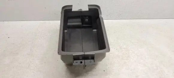 Jeep Grand Cherokee Glove box central console C01348003BL 000384369