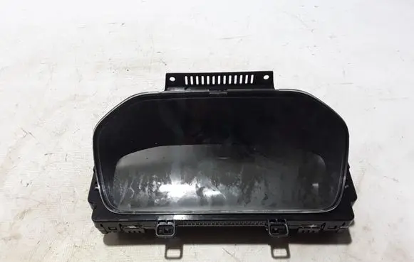 Volvo XC60 Speedometer (instrument cluster) 32210382