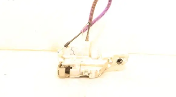 Fiat Tipo Front door lock