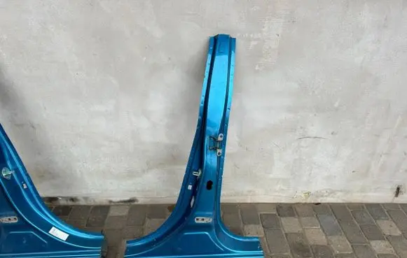 Mitsubishi Space Star Pillar (middle) 