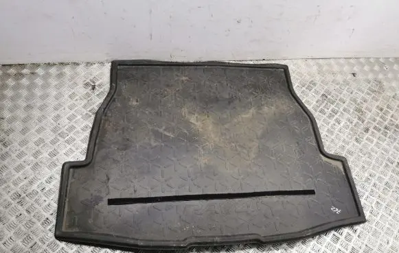 Toyota RAV 4 (XA50) Rubber trunk/boot mat liner 