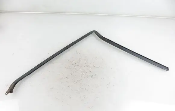Mercedes-Benz E W124 Rear door windshield rail 