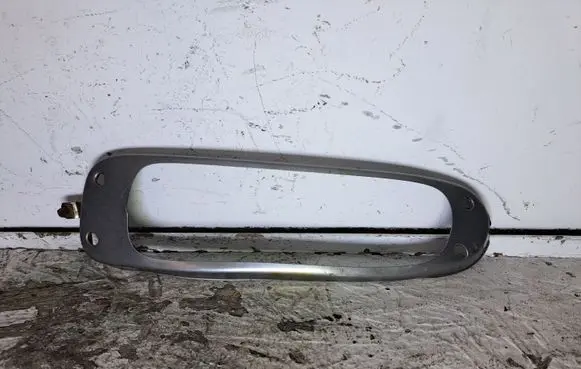 Mazda Xedos 9 Front fog light trim/grill