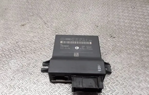 Audi A6 S6 C6 4F Gateway control module 4F0907468D