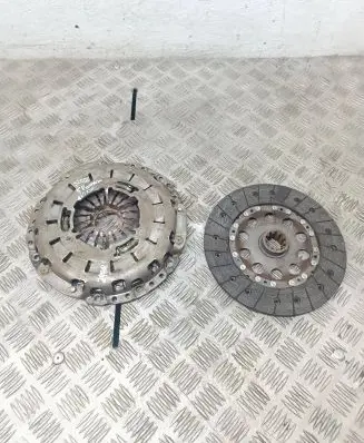 BMW 3 E46 Pressure plate 124029510