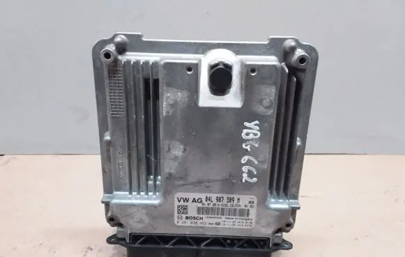 Volkswagen PASSAT B8 Engine control unit/module 04L907309M 0281030462