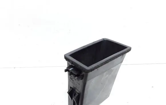 Volvo V70 Dashboard storage box/compartment 30722445