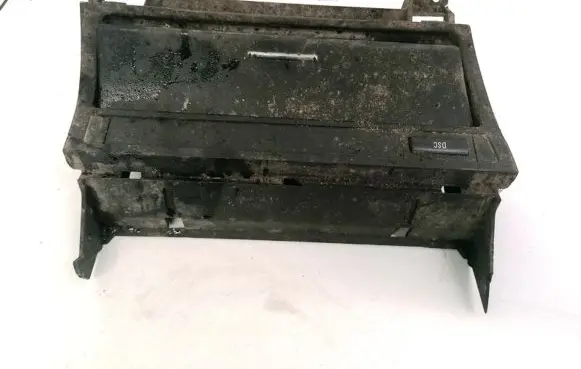BMW 3 E46 Car ashtray 307090100 8205377
