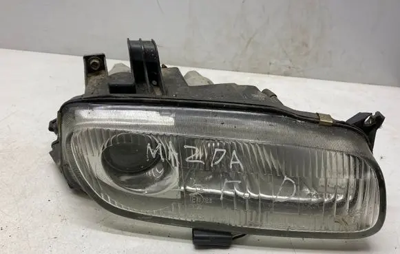 Mazda 323 Headlight/headlamp