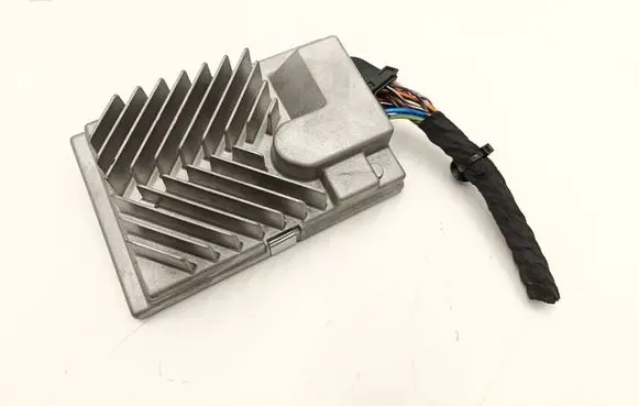 BMW 2 F46 Sound amplifier 2622760 1235639 720303304100