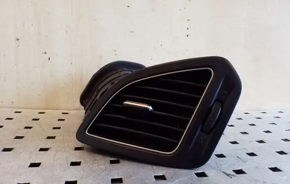Hyundai ix35 Dashboard side air vent grill/cover trim 974802S900