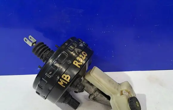 Mercedes-Benz R W251 Brake booster A2514300530