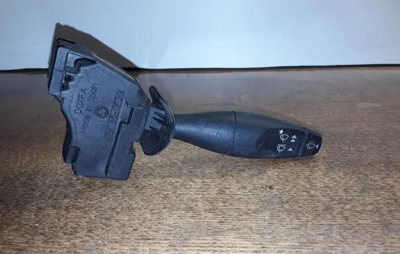 Ford Focus Wiper control stalk 98AG17A553CC