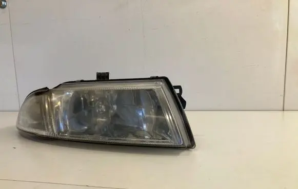 Mitsubishi Carisma Headlight/headlamp