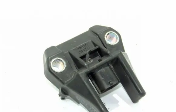 Toyota RAV 4 (XA20) Airbag deployment crash/impact sensor 8917345050