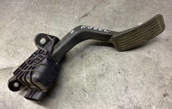 Mazda 6 Accelerator throttle pedal GK2A41600 1988003070 08G053675B6