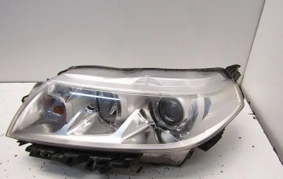 Suzuki Vitara (LY) Headlight/headlamp 10018098