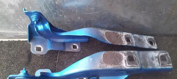 Jeep Compass Engine bonnet/hood hinges
