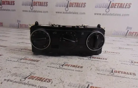 Mercedes-Benz B W245 Climate control unit A1699000900